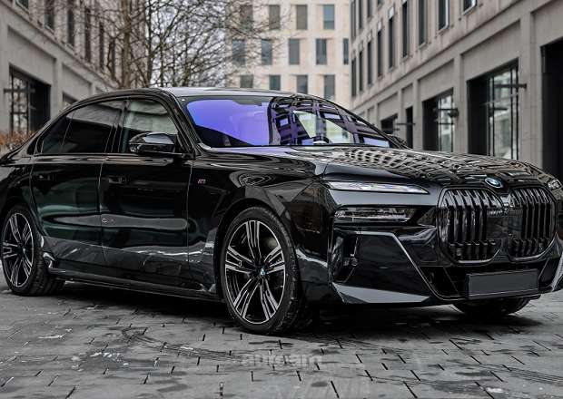 BMW 740