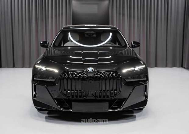 BMW 740
