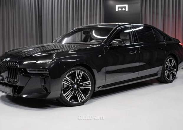 BMW 740