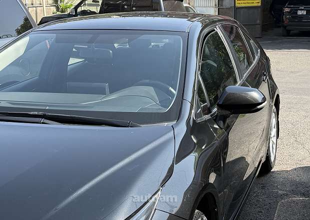 Toyota Corolla 2019 — լուսանկար 3