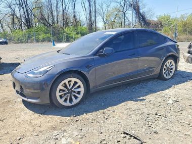 Tesla Model 3  2022 