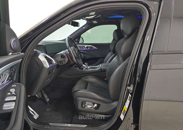 BMW XM