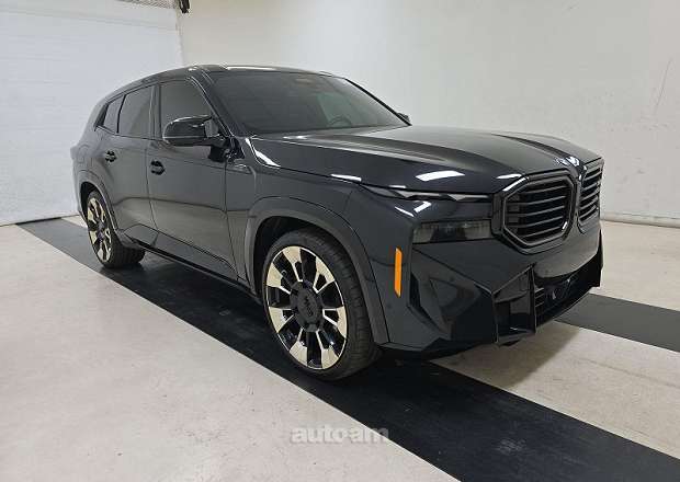 BMW XM