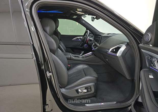 BMW XM
