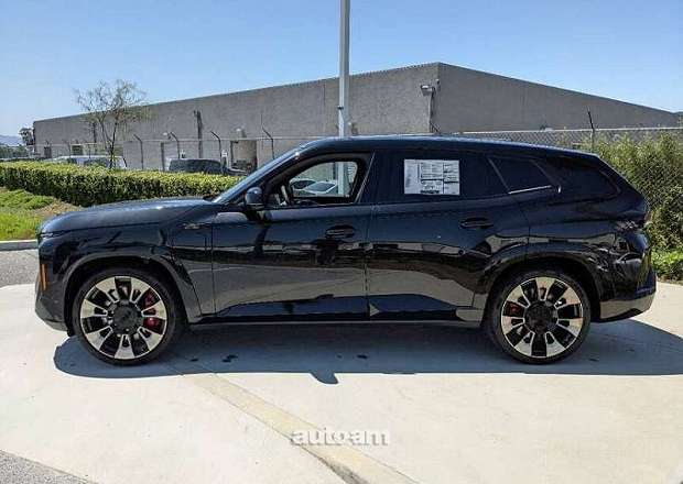 BMW XM