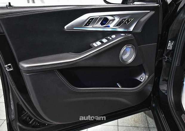 BMW XM