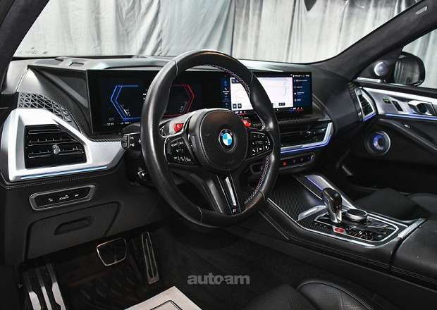 BMW XM