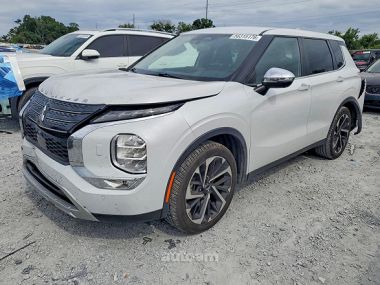 Mitsubishi Outlander  2022 