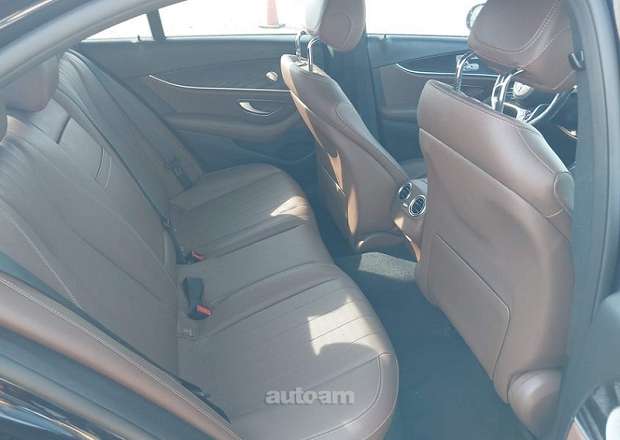 Mercedes-Benz E 350