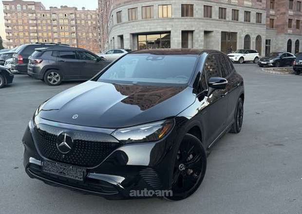 Mercedes-Benz EQE SUV