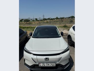 Honda e:NS1  2023 
