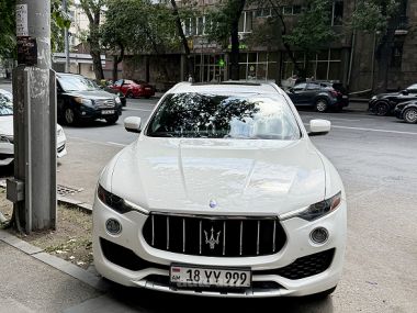 Maserati Levante  2017 