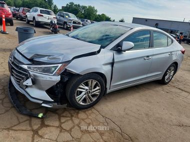 Hyundai Elantra  2020 