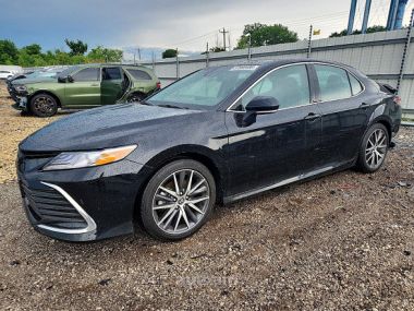 Toyota Camry  2022 