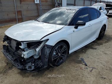 Toyota Camry  2024 