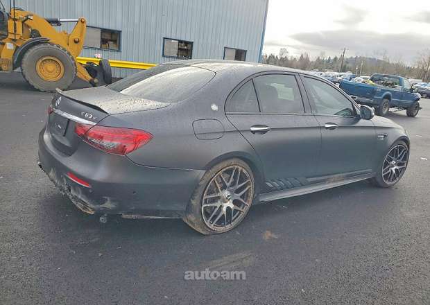 Mercedes-Benz E 63 AMG	