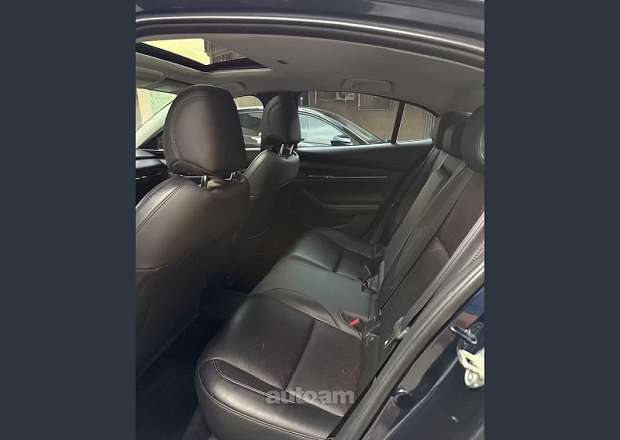 Mazda 3 2019 — լուսանկար 13