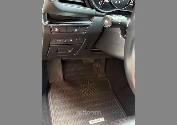 Mazda 3 2019 — լուսանկար 7
