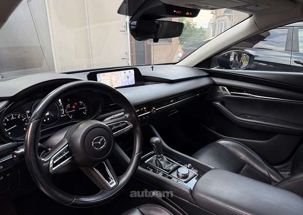 Mazda 3 2019 — լուսանկար 9