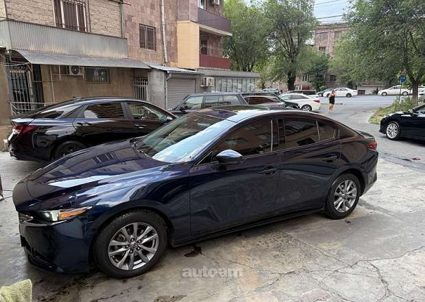 Mazda 3 2019 — լուսանկար 4
