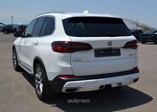 BMW X5 2020 — լուսանկար 15