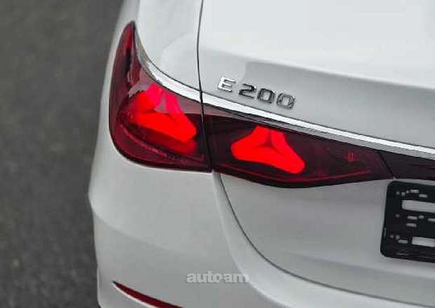 Mercedes-Benz E 200