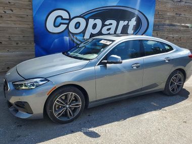 BMW 228  2024 