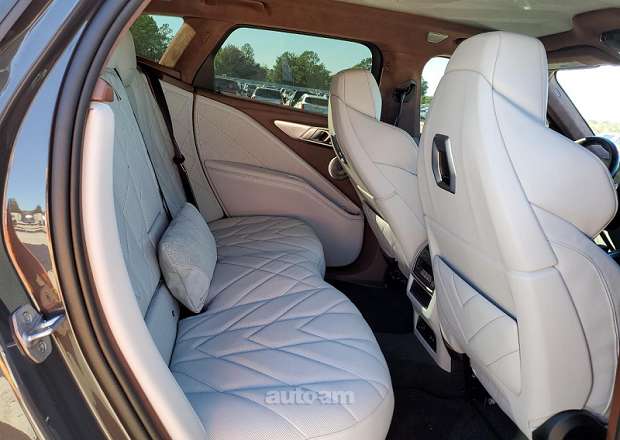BMW XM