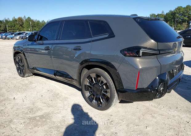 BMW XM