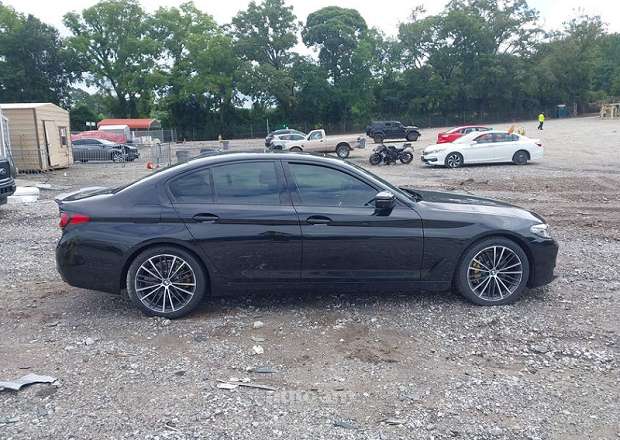 BMW 530