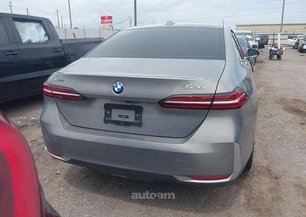 BMW 530