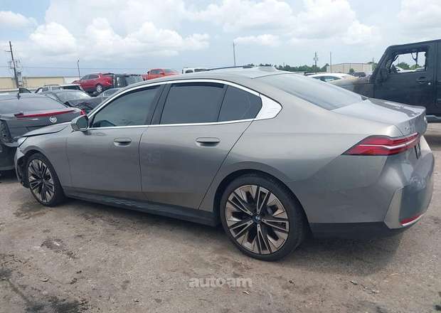 BMW 530