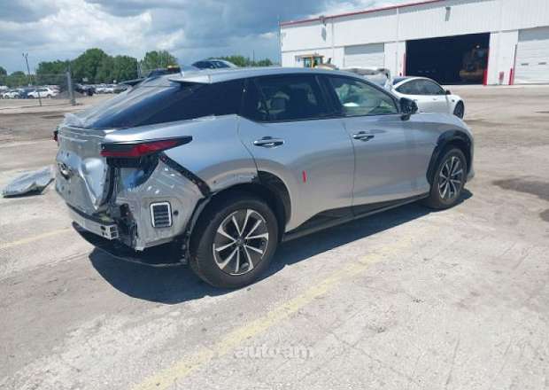 Lexus RZ 300