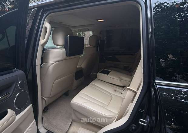 Lexus LX 570