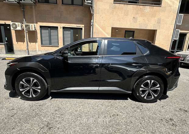 Toyota Bz4X