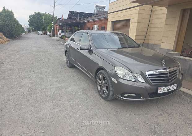 Mercedes-Benz E 350