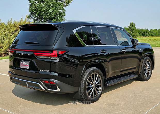 Lexus LX 600