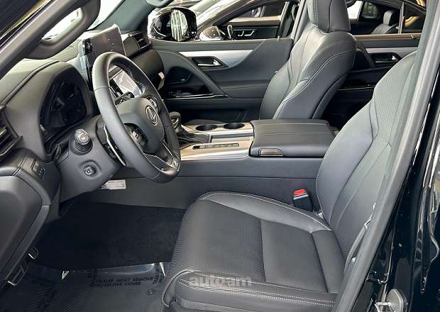 Lexus LX 600