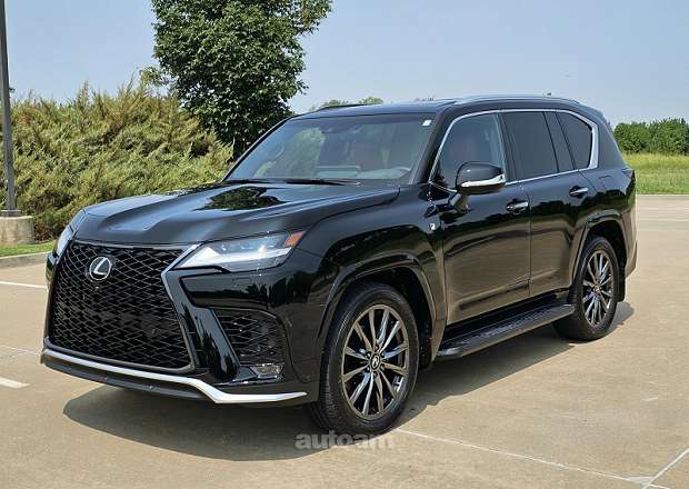 Lexus LX 600