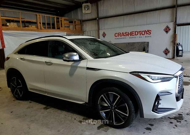 Infiniti QX55