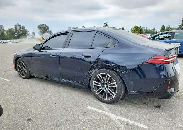 BMW 530