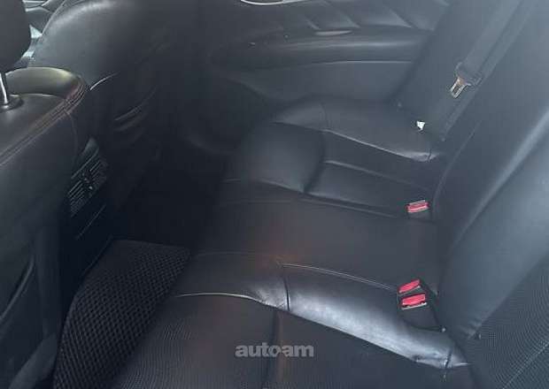 Infiniti M37 Sport