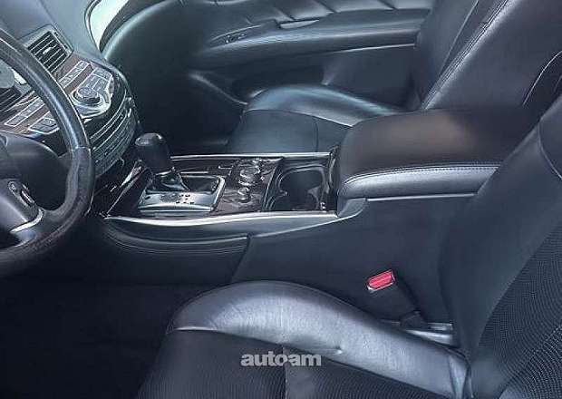 Infiniti M37 Sport