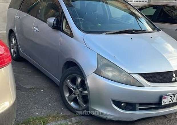 Mitsubishi Grandis