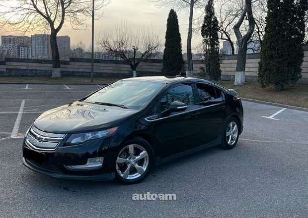 Chevrolet Volt 2011 — լուսանկար 1