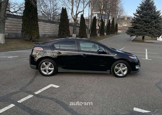 Chevrolet Volt 2011 — լուսանկար 3