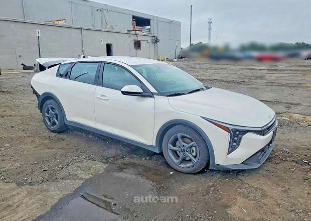 Kia K4