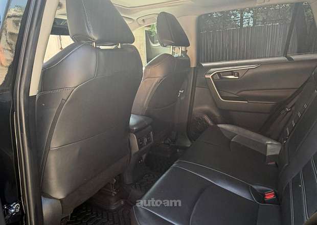 Toyota Rav 4