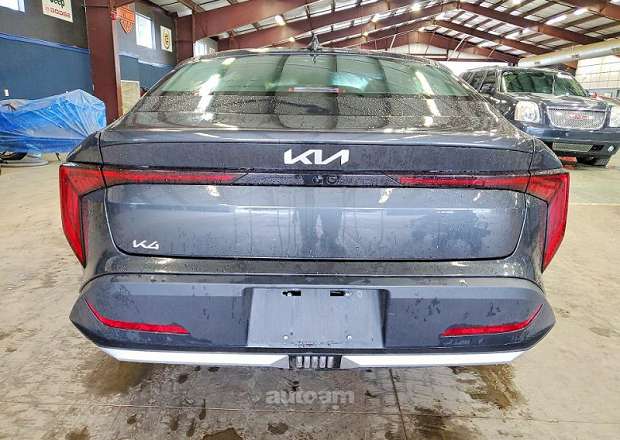 Kia K4