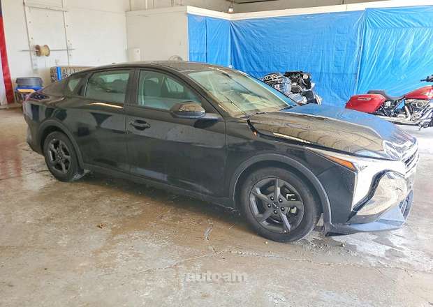 Kia K4